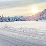 6 Person In Passebekk-by Traum Omholt