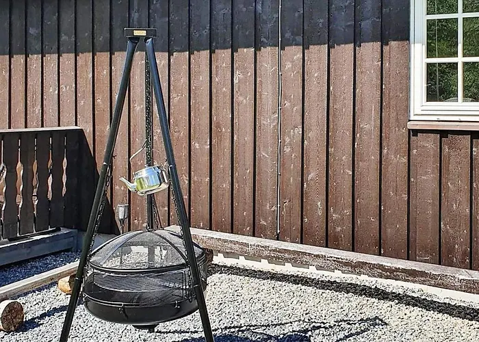 6 Person In Passebekk-by Traum